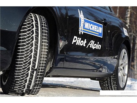 Michelin Pilot Alpin PA4 255/45R19 104W